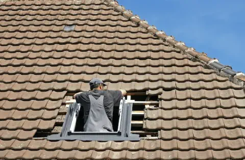 Pose de velux - Daux